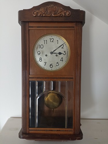 Antike wanduhr mit pendel - antike,