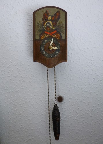 Augenwender pendeluhr mit mops - mit,